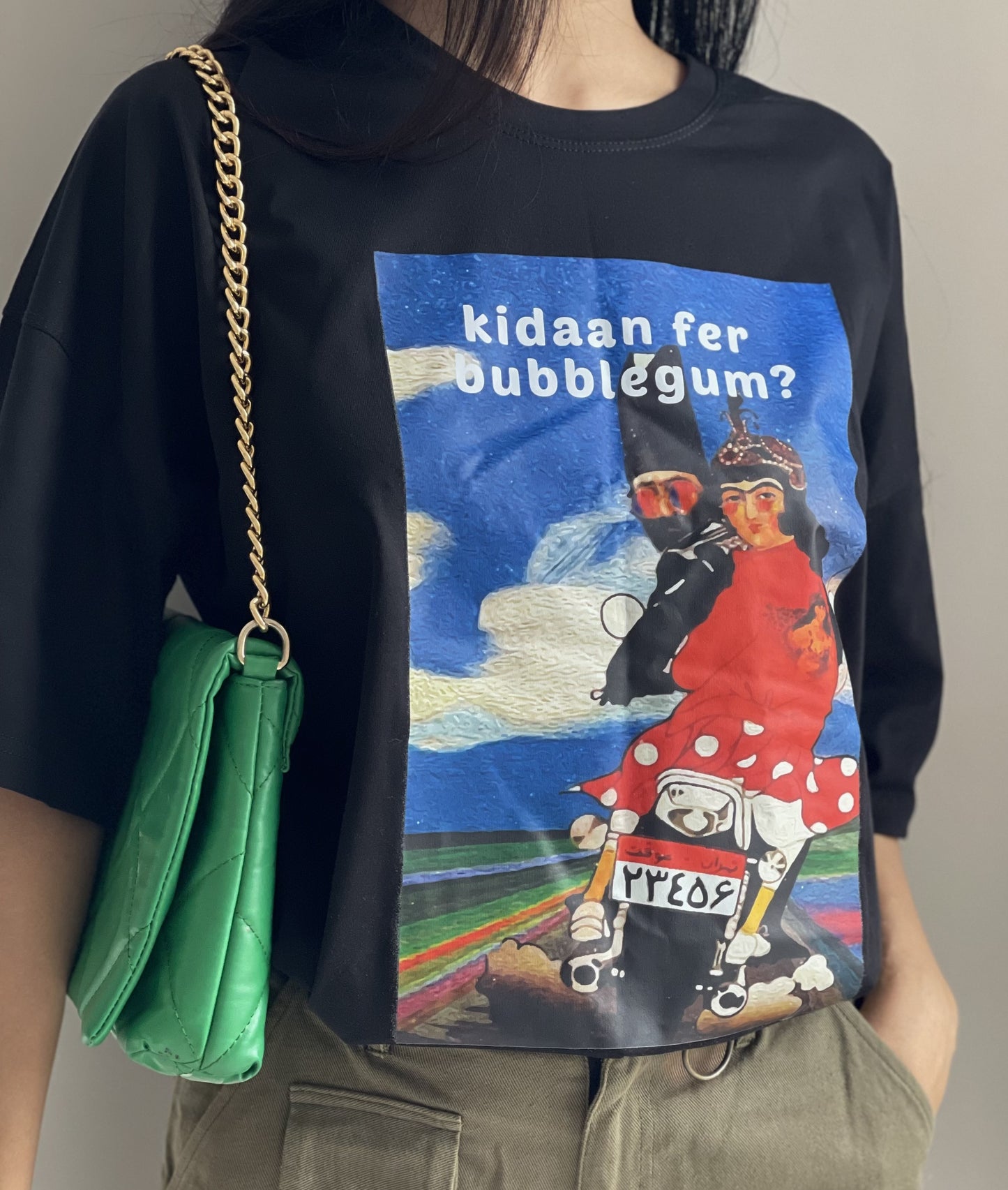 KIDDAN FER BUBBLEGUM OVERSIZED BLACK T-SHIRT