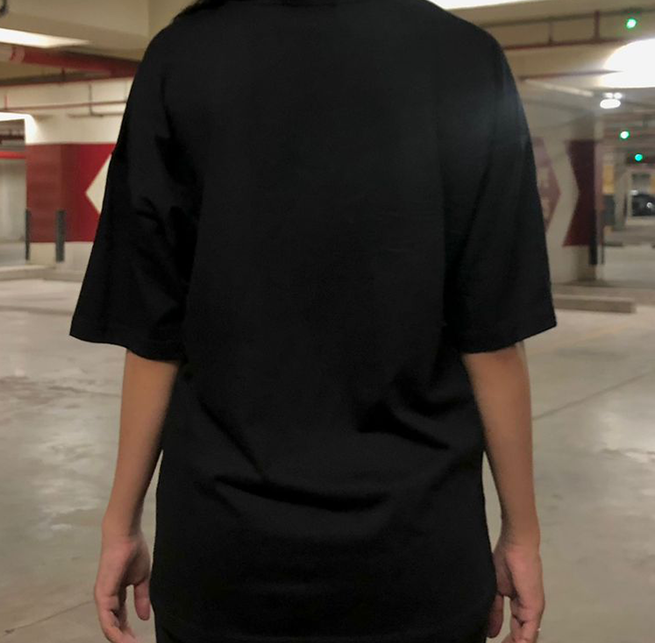 PLAIN FIT BLACK OVERSIZED T-SHIRT
