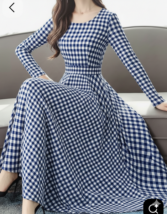 Checked Maxi